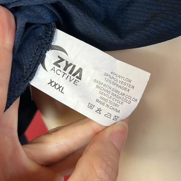 BNWOT Gorgeous Zyia active navy/black long sleeve top - Picture 10 of 12